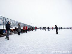 Каток в Чижовском парке Каток в Чижовском парке