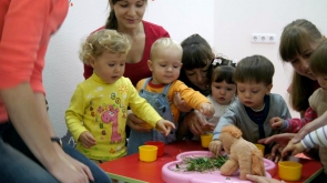 Бесплатные пробные занятия для детей от 1 года до 7 лет в Апельсин Kids Бесплатные пробные занятия для детей от 1 года до 7 лет в Апельсин Kids