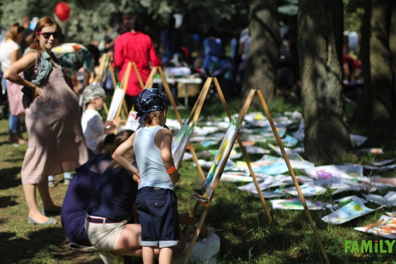 Арт-пикник Freaky Summer Party: как развлекались дети в жаркий день Арт-пикник Freaky Summer Party: как развлекались дети в жаркий день