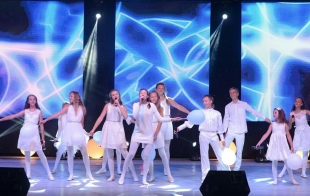 Студия эстрадного вокала «Музыкальный нюанс» Студия эстрадного вокала «Музыкальный нюанс»