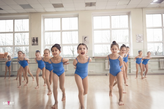 Три кита Smart Dance: танцы, гимнастика и художественное образование Три кита Smart Dance: танцы, гимнастика и художественное образование
