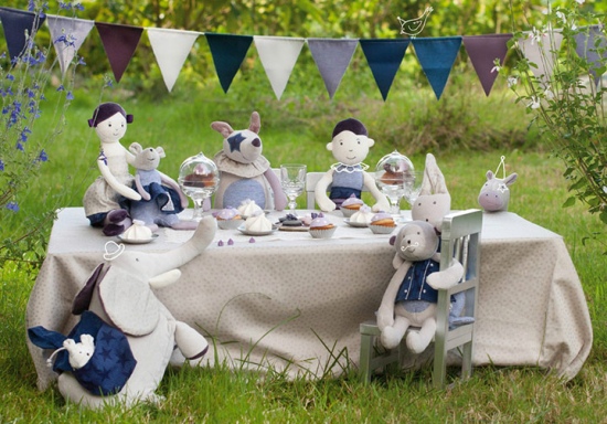 ������-����� ��� ������� �Three seasons of etiquette�