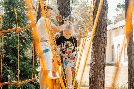 ,   :    Adventure Park
