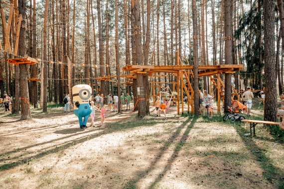,   :    Adventure Park