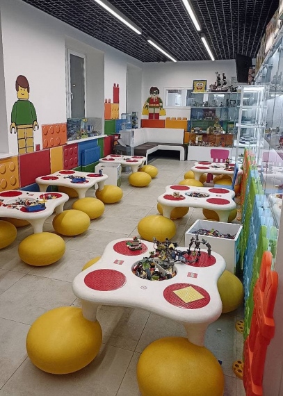 Las-Legas:   ,   