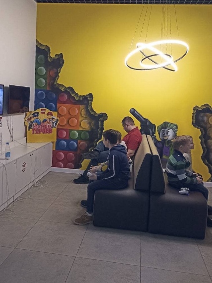  Las-Legas:   ,   