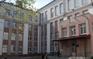 Средняя школа № 48 имени Ф.А. Малышева Средняя школа № 48 имени Ф.А. Малышева