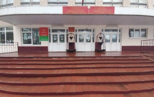 Средняя школа № 70 им. Л.Н. Гуртьева Средняя школа № 70 им. Л.Н. Гуртьева