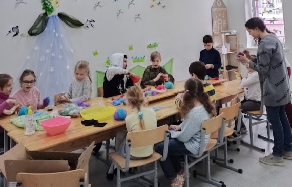 Летний лагерь «CREATIVE» приглашает детей от 6 до 12 лет Летний лагерь «CREATIVE» приглашает детей от 6 до 12 лет