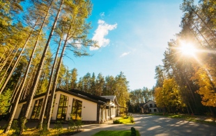 Оздоровительный комплекс «Ислочь-Парк» Оздоровительный комплекс «Ислочь-Парк»