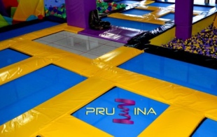 Батутная развлекательная арена «Пружина» Батутная развлекательная арена «Пружина»