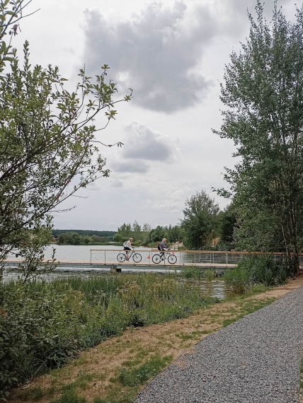  Lakeside Park: , ,  ,   , 