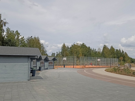  Lakeside Park: , ,  ,   , 