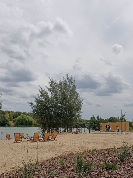  Lakeside Park: , ,  ,   , 