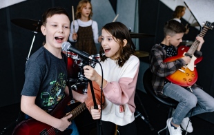 ����������� ����� �Black Line School�