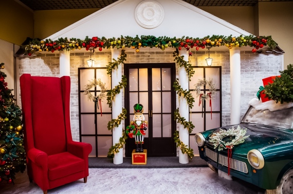 Сказочная резиденция Деда Мороза в «Титан» Сказочная резиденция Деда Мороза в «Титан»