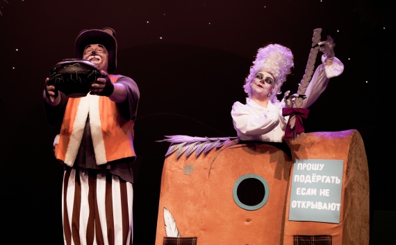 Рецензия на спектакль «Винни-Пух и все-все-все»: медовоЖуЖЖательная история Рецензия на спектакль «Винни-Пух и все-все-все»: медовоЖуЖЖательная история