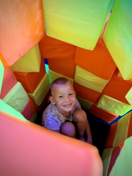    Playtopia ()