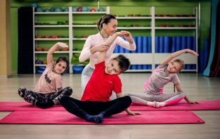 Адаптивный детский фитнес «FitRoom» Адаптивный детский фитнес «FitRoom»