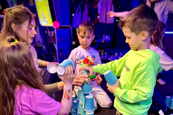 Игровое семейное пространство «Playtopia» (Плэйтопия) Игровое семейное пространство «Playtopia» (Плэйтопия)