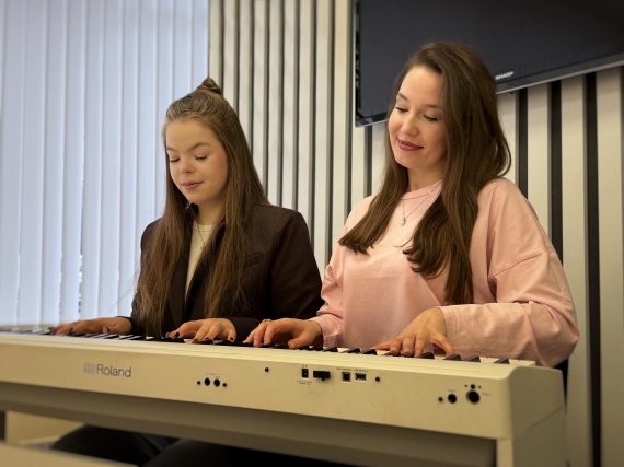 Начать никогда не поздно: 10 советов от педагога с 12-летним стажем для тех, кто хочет заниматься на фортепиано Начать никогда не поздно: 10 советов от педагога с 12-летним стажем для тех, кто хочет заниматься на фортепиано