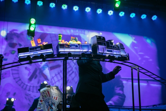 Рецензия на спектакль «Волшебное путешествие»: эпический побег игрушек в Театре кукол Рецензия на спектакль «Волшебное путешествие»: эпический побег игрушек в Театре кукол