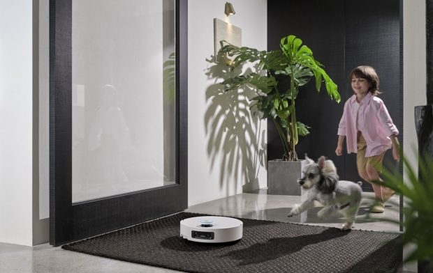 ��� ������������ ������� � ���� � ������: �������� � �������-��������� Dreame Aqua10 Ultra Roller Complete