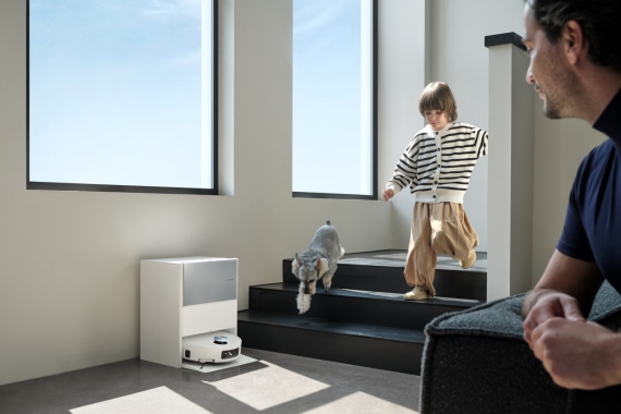 ��� ������������ ������� � ���� � ������: �������� � �������-��������� Dreame Aqua10 Ultra Roller Complete