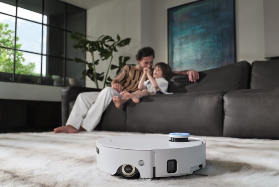 ��� ������������ ������� � ���� � ������: �������� � �������-��������� Dreame Aqua10 Ultra Roller Complete