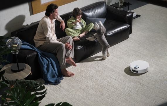 ��� ������������ ������� � ���� � ������: �������� � �������-��������� Dreame Aqua10 Ultra Roller Complete