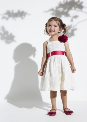    Marks & Spencer