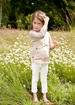   - 2013  Chloe