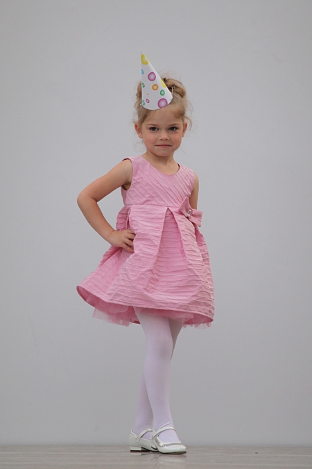Kids Fashion Days:      