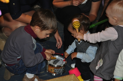 Mama Time  dream-band "": " ,    !"