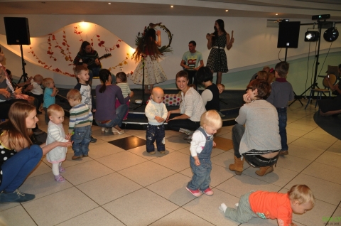 Mama Time  dream-band "": " ,    !"