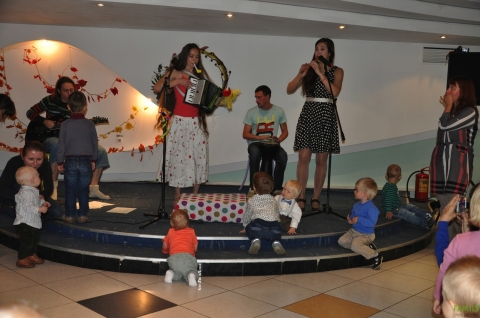 Mama Time  dream-band "": " ,    !"