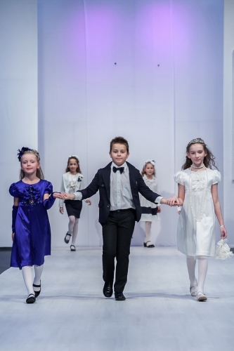 Kids Fashion Day      :   