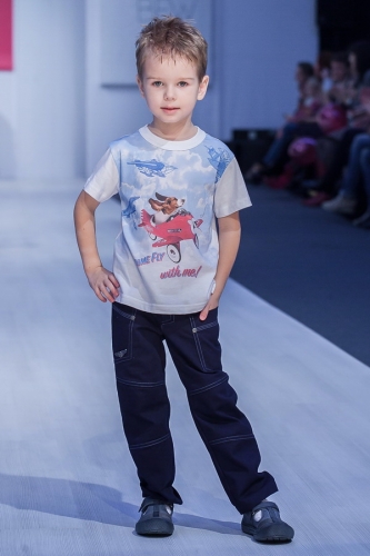 Kids Fashion Day      :   